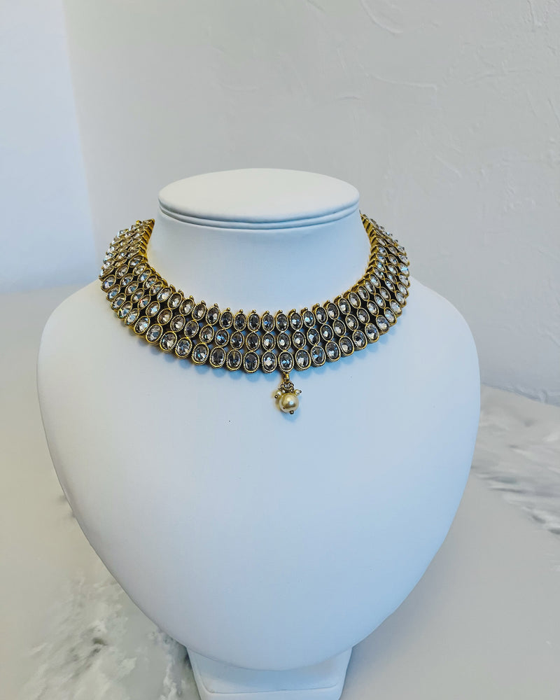 Stylish Silver and Gold Necklace with Beautiful Dangle Earrings